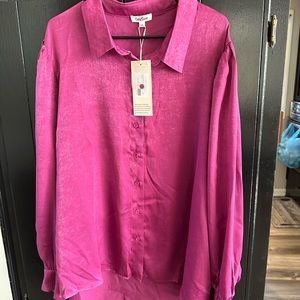 Boutique blouse. NWT